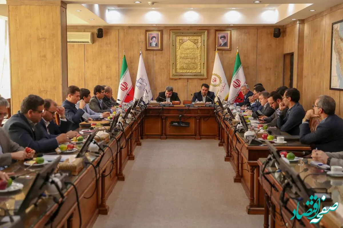 امضاء تفاهمنامه همکاری بین بانک ملی ایران و سازمان ثبت اسناد و املاک کشور برای تسریع و تسهیل در امور