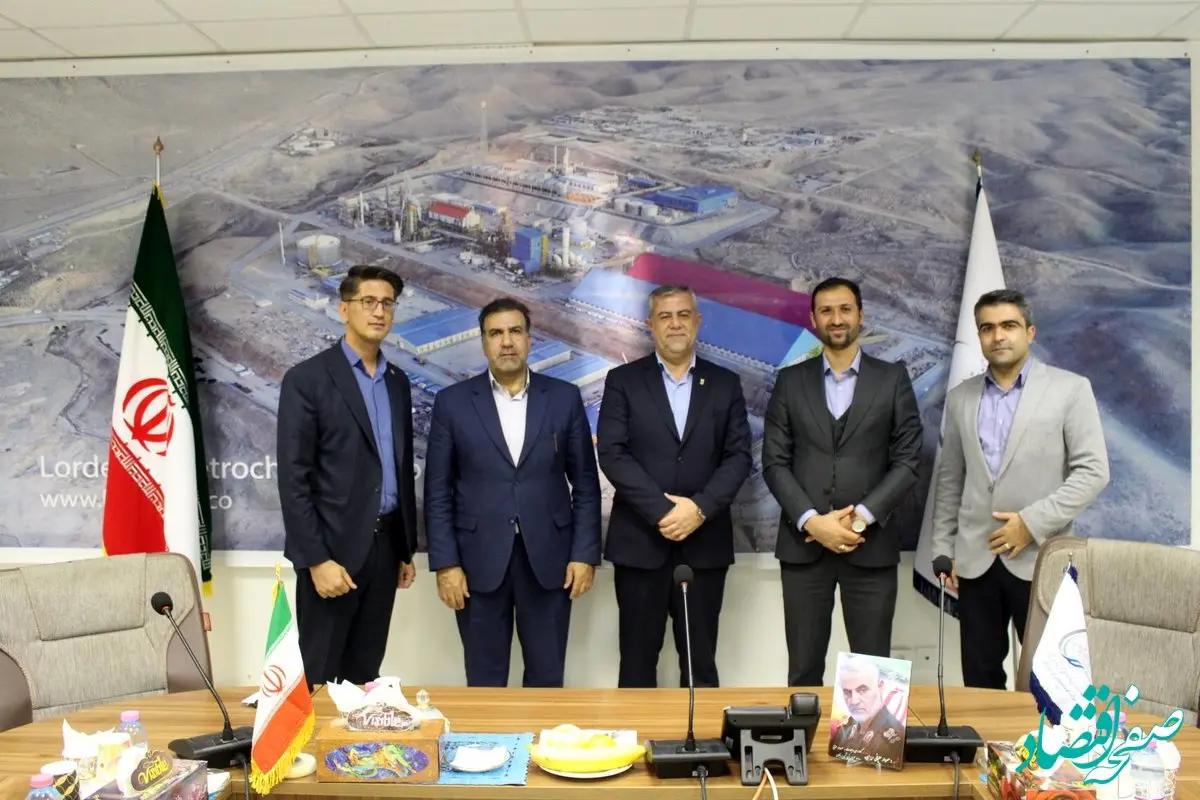 همکاری پررنگ پتروشیمی لردگان با بانک‌های استانی