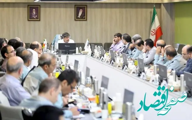 لزوم تولید محصولات با ارزش افزوده بالا و کاهش هزینه‌ها