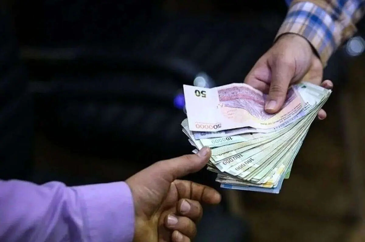 افزایش حقوق کارمندان دولت در سال ۱۴۰۴ چقدر است؟