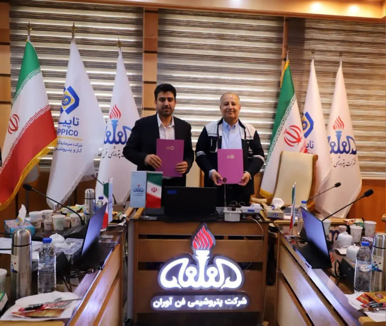 تفاهم‌نامه همکاری در حوزه تحول دیجیتال میان پتروشیمی فن‌آوران و رایتل به امضا رسید