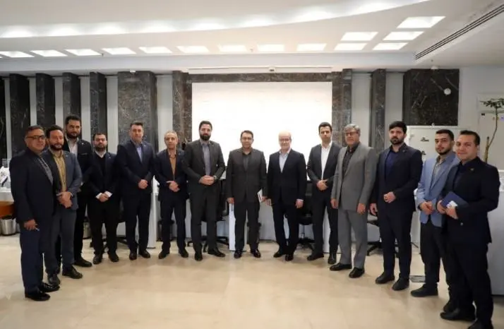 اولین بازدید دکتر جمالی از شعبه مرکزی شیراز جنوبی؛ گام‌های جدی برای آینده روشن موسسه اعتباری ملل