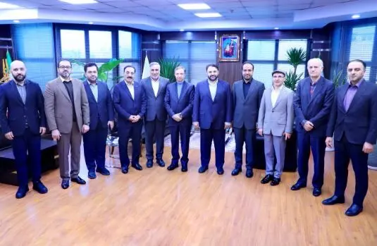 دیدار مدیران عامل و اعضای هیأت‌مدیره بانک دی و بانک شهر؛ گامی در جهت هم‌افزایی نظام بانکی