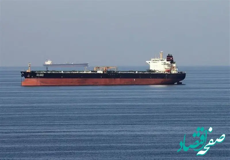 خبر تازه از عبور دو نفتکش ایرانی دیگر از محاصره ارتش تروریستی آمریکا در روز چهارشنبه