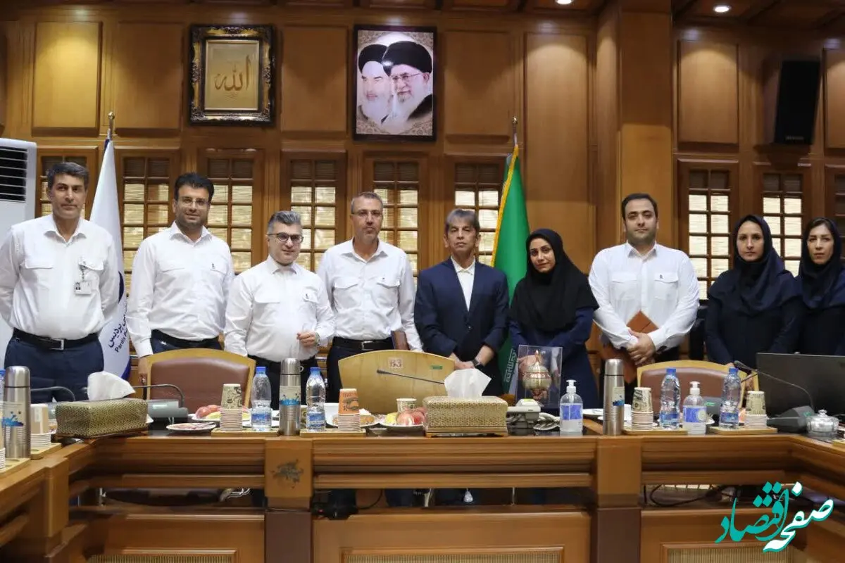 مدیرعامل پتروشیمی پردیس سخنران برتر کنفرانس بین المللی خوارزمی  شد