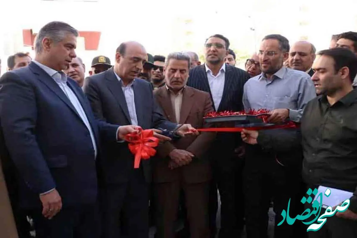 افتتاح فاز نخست پروژه تامین اعتبار شده نهضت ملی توسط بانک مسکن در شهر مهاجران/ قدردانی از بانک مسکن به دلیل تامین مالی به هنگام پروژه