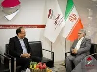 حضور نایب‌رئیس کمیسیون صنایع و معادن مجلس در غرفه صبانور