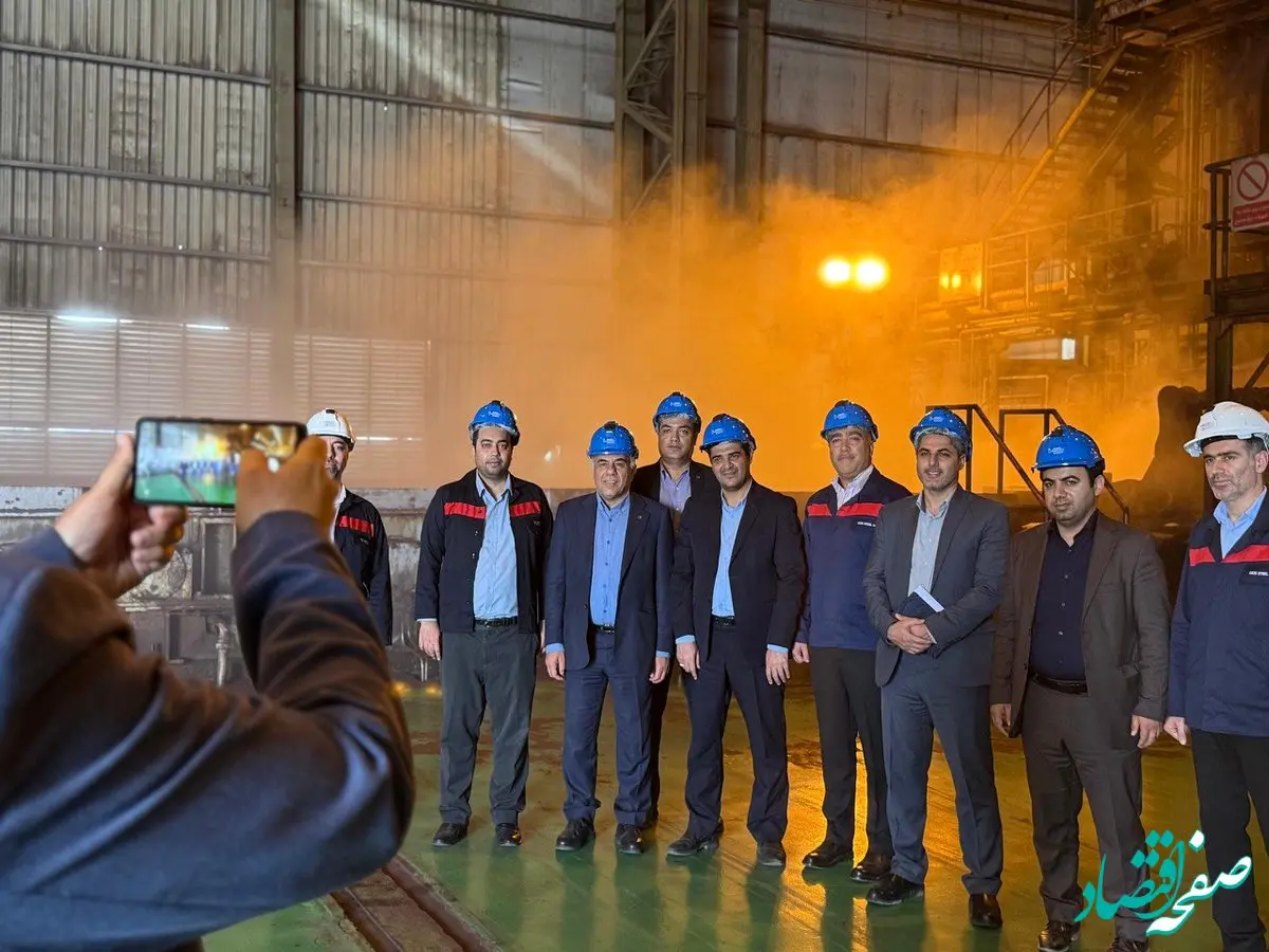 بازدید معاون وزیر صمت و رئیس سازمان زمین‌شناسی و اکتشافات معدنی کشور از شرکت فولاد اکسین خوزستان