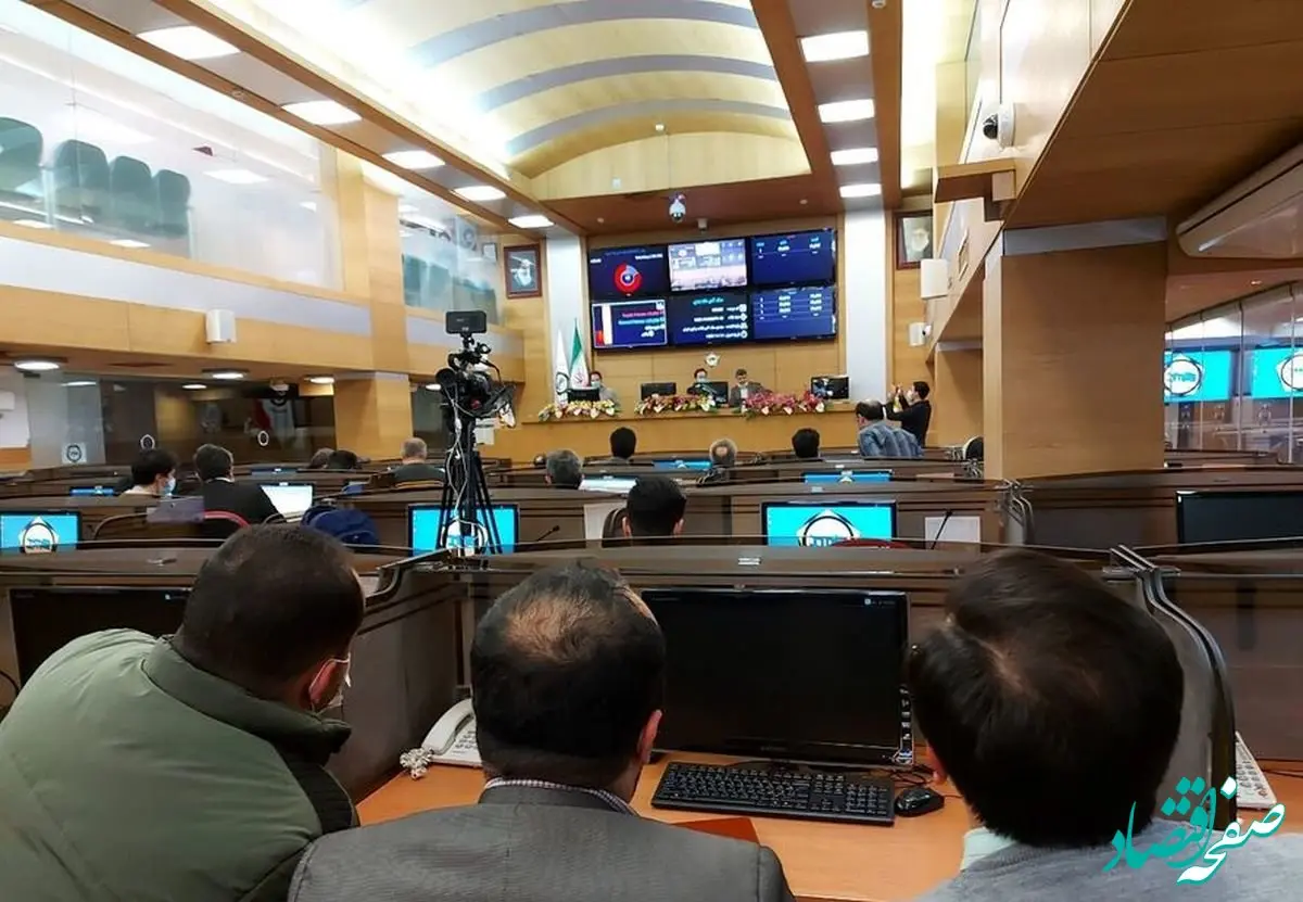 فولادی ها دست پر به بورس کالا آمدند