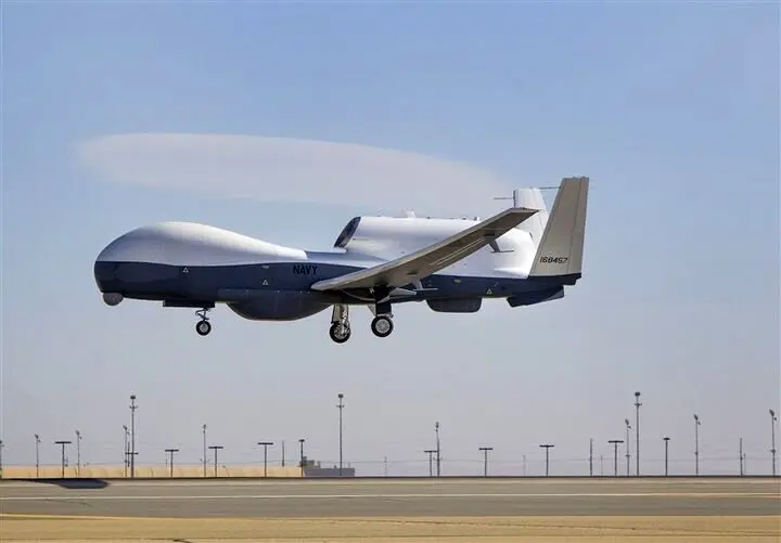 ضربه آتشین ایران به توان نظارتی و اطلاعاتی نیروی دریایی آمریکا | آمریکا فلج شد