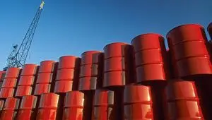 سقوط آزاد قیمت نفت در آستانه بازگشایی تنگه هرمز