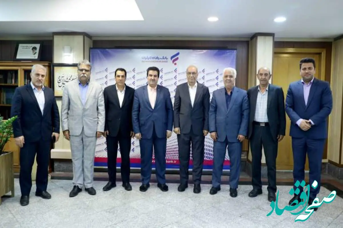 اقدامات اجرایی و برنامههای توسعهای بانک رفاه کارگران ویژه بازنشستگان