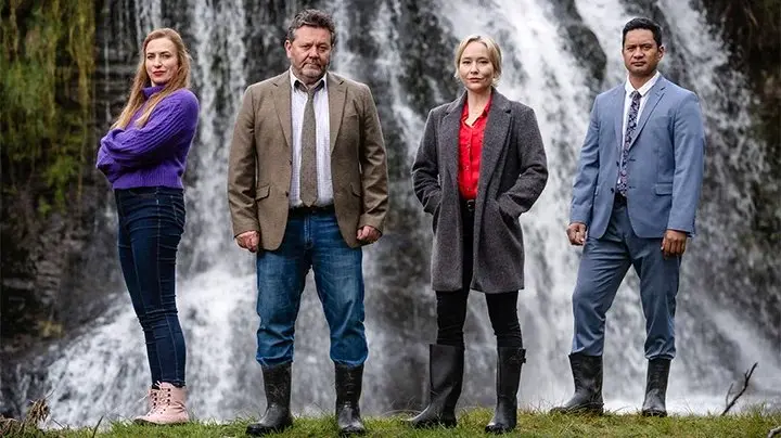 زمان پخش و تکرار سریال اسرار بروکنوود از شبکه تماشا + خلاصه داستان