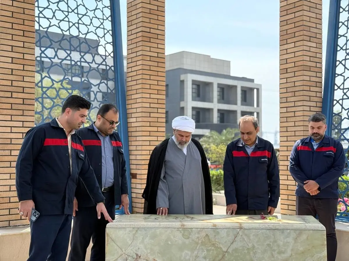 بازدید نماینده مجلس خبرگان از فولاد اکسین خوزستان؛عملکرد فولاد اکسین خوزستان در جبهه تولید قابل ستایش است