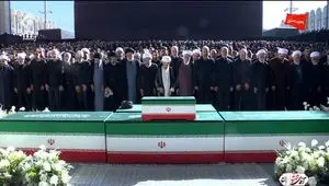 نماز آخر؛ ایران با اشک، رهبر شهید را بدرقه کرد+ فیلم کامل
