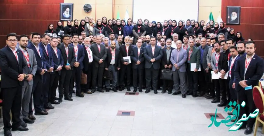 برگزاری همایش آموزشی بیمه دی با هدف توسعه دانش فنی شبکه فروش شرق کشور