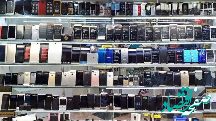 قیمت روز انواع تلفن همراه امروز جمعه ۲ آذر ۱۴۰۳