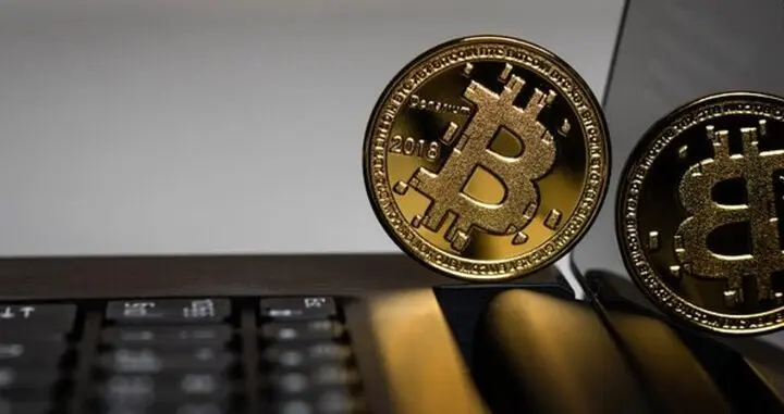 هشدار جدی به شهروندان ؛ استفاده از رمز ارز در مبادلات داخل کشور مجاز نیست / مجازات در انتظار متخلفان 