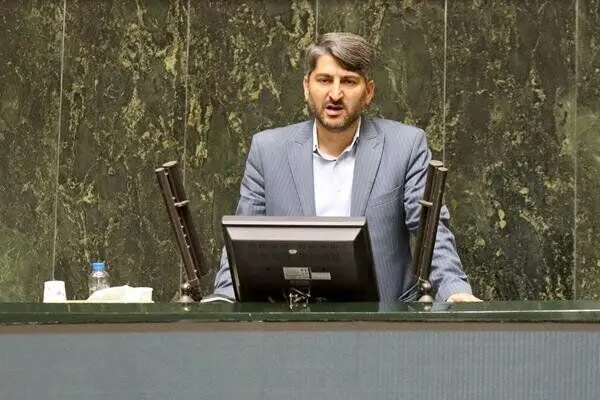 افزایش بی‌رویه قیمت دارو صدای این نماینده را درآورد