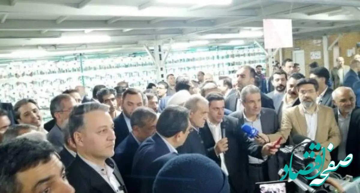گزارش مدیرعامل سازمان صنایع کوچک و شهرکهای صنعتی ایران به رئیس جمهور در بازدید از شهرک صنعتی قرچک