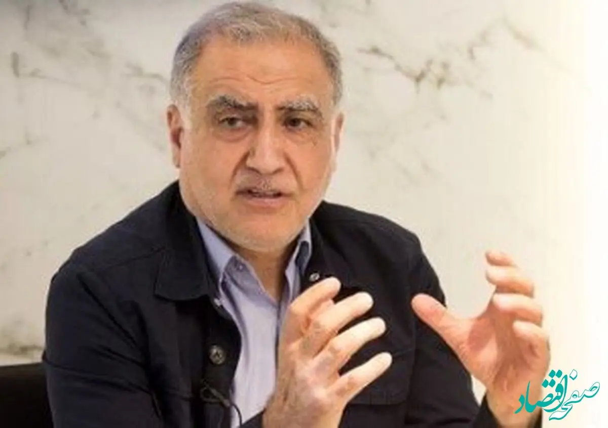 افشاگری یک نماینده مجلس از امضا کردن قرارداد ۳۰۰
 ماشین شاسی بلند نمایندگان توسط دو دخترجوان!