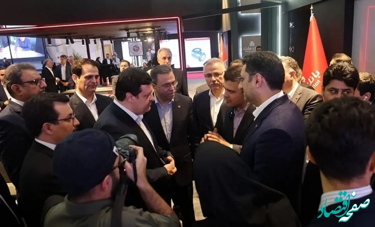 قدردانی معاون رییس جمهور از بانک ملت به دلیل حمایت از شرکت های دانش بنیان