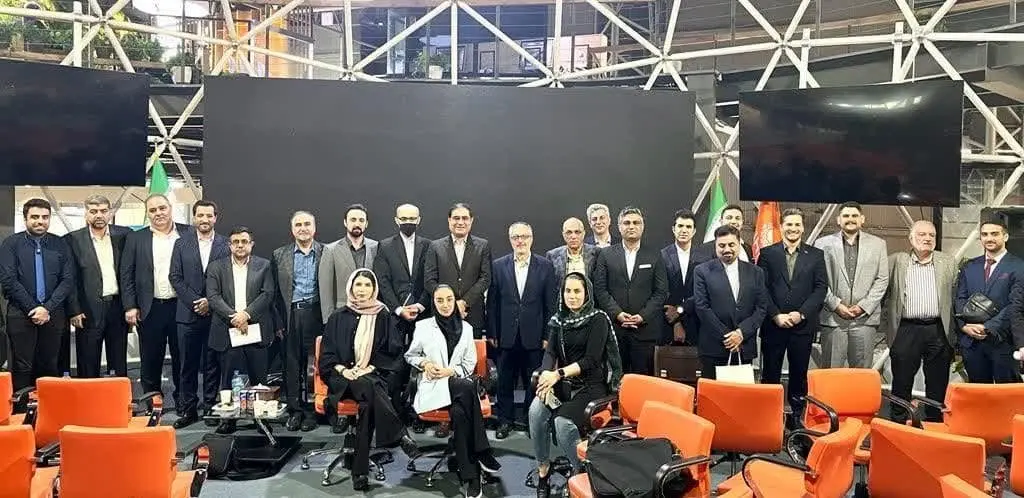 حضور قائم مقام مدیرعامل در امور ستادی و مسئولیت های اجتماعی در جلسه سفیر ایران در مجارستان