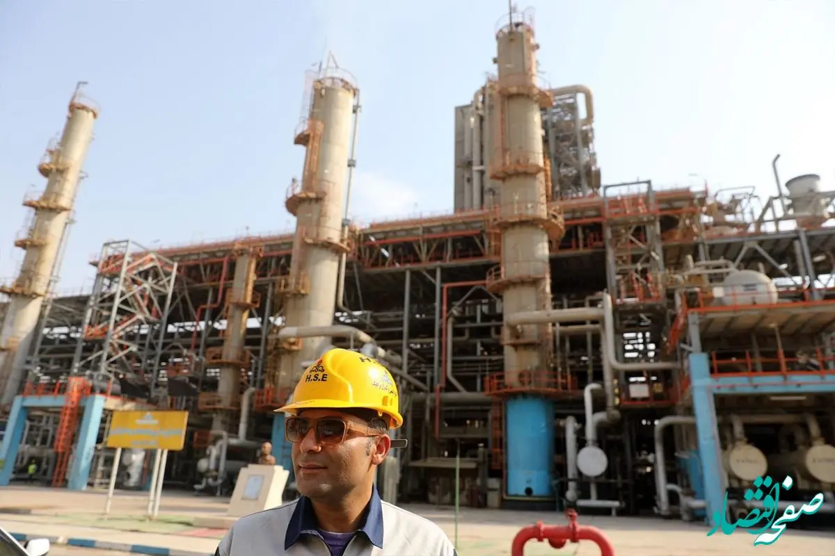 از نزدیک شدن به تأسیسات آسیب‌دیده خودداری کنید