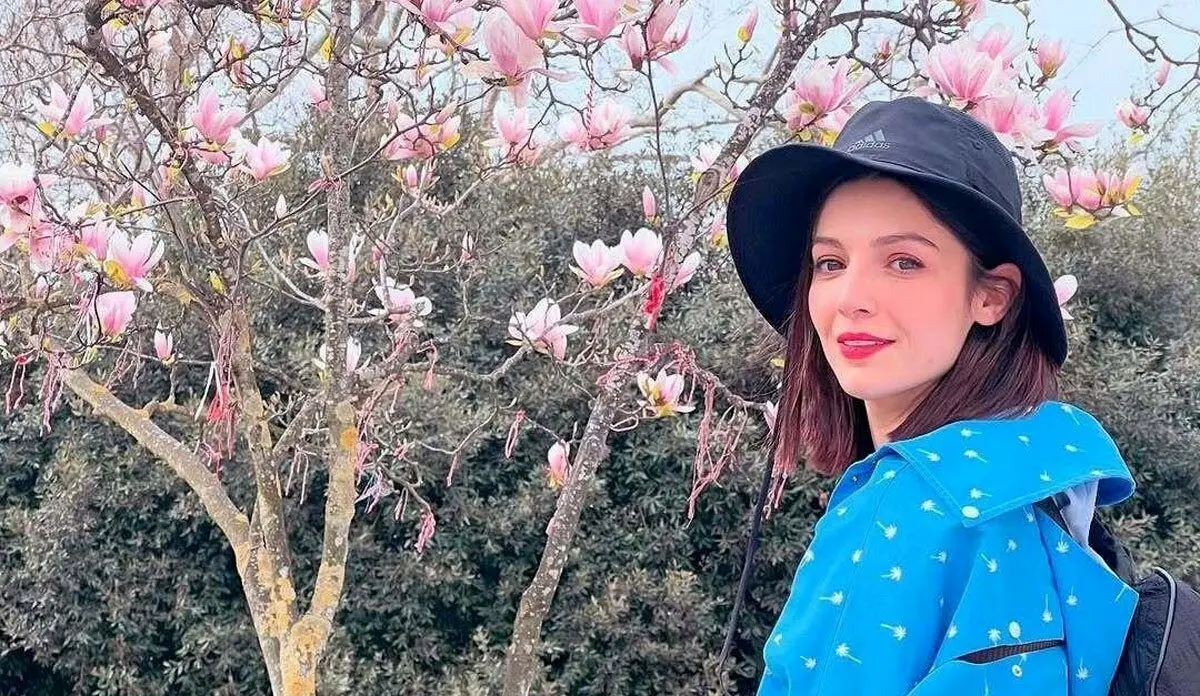 عکس و استایلی بسیار زیبا و چشم نواز از مهسا حجازی بازیگر نقش شیرین نجات در سریال تاسیان