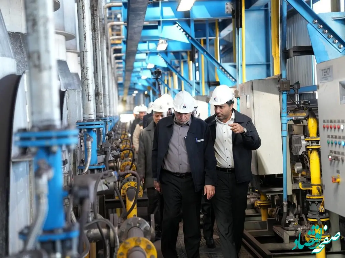 بازدید فرمانده قرارگاه اقتصادی وزارت دفاع به همراه مدیرعامل و مدیران هلدینگ سرمایه‌گذاری غدیر از شرکت آهن وفولادغدیرایرانیان