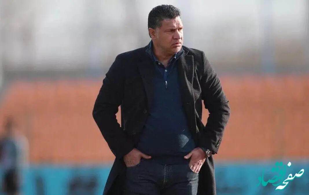 حمله یک بوقچی به علی دایی مقابل باشگاه پرسپولیس
