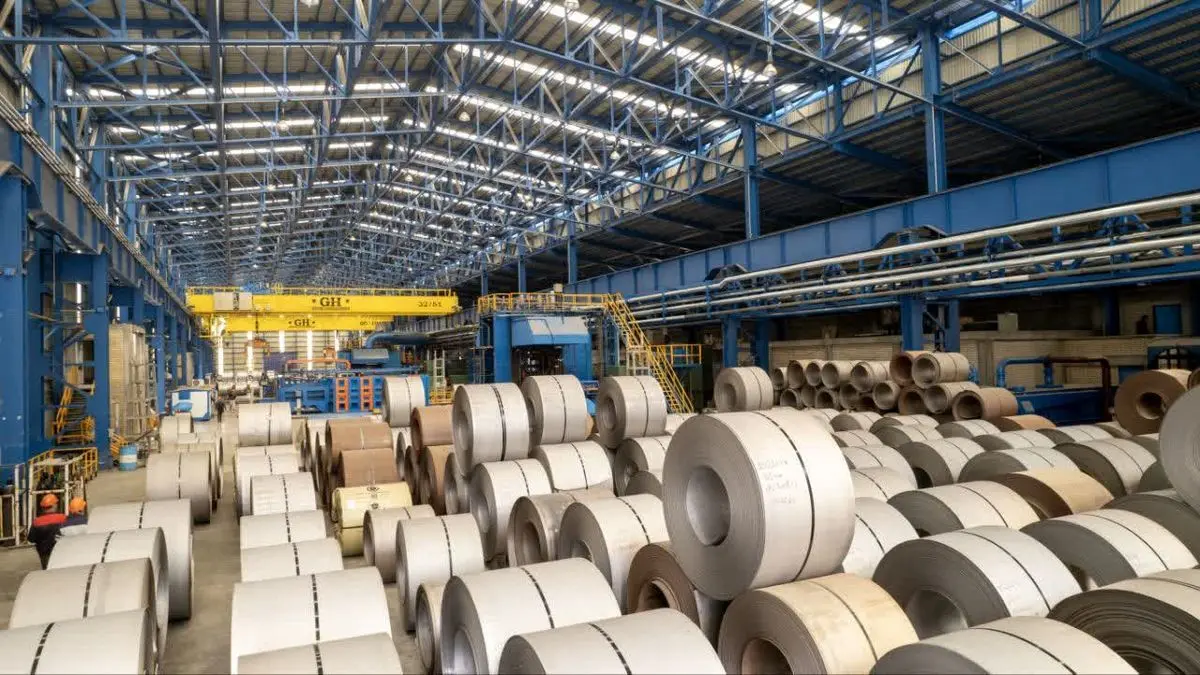 ثبت دو رکورد جدید تولید در شرکت نورد فولاد زرین شهرکرد