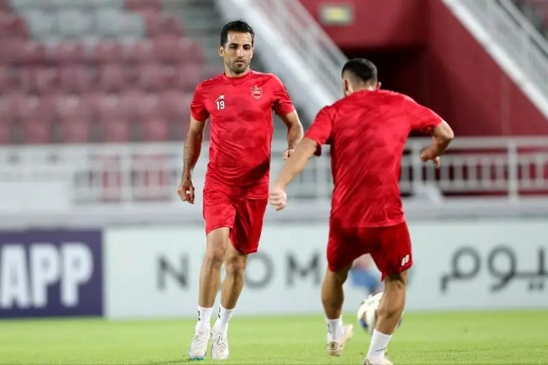 یحیی ریسک نکرد ؛ دو ستاره پرسپولیس در اختیار کادر پزشکی 