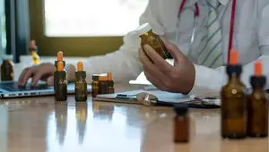 ۷ داروی جدید به فهرست دارویی کشور اضافه شد/حذف ۳۸ مولکول دوز فاقد خاصیت درمانی