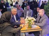 جلسه فروش محصول با تجار ترک