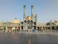خدمت‌رسانی شبانه‌روزی ۳۵۰ خادم در بقاع متبرک قم همزمان با مراسم تشییع