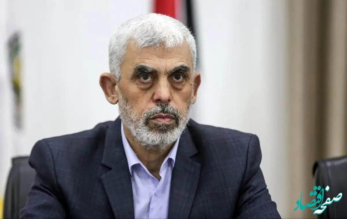 پاسخ کوبنده و محکم یحیی السنوار به آمریکا و اسرائیل/ هیچ کس نمی تواند مجبورمان کند سلاح را زمین بگذاریم