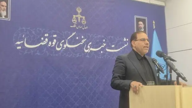 جهانگیر: گرانی ها مردم را آزار می دهد/ با اعلام جرم دادستانی کل کشور، پرونده‌ای علیه رضا پهلوی تشکیل شده است