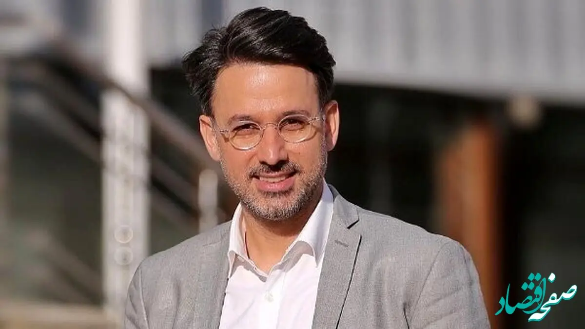 حمله مجری معروف استقلالی به آذری جهرمی + ویدیو