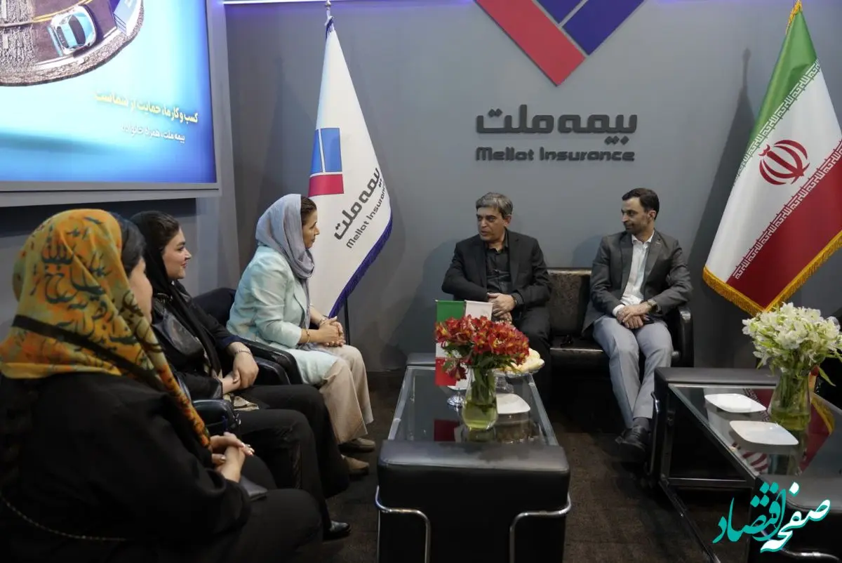 دیدار و گفت‌وگوی محمدرضا فرهادی‌پور با جمعی از نمایندگان شرکت بیمه ملت