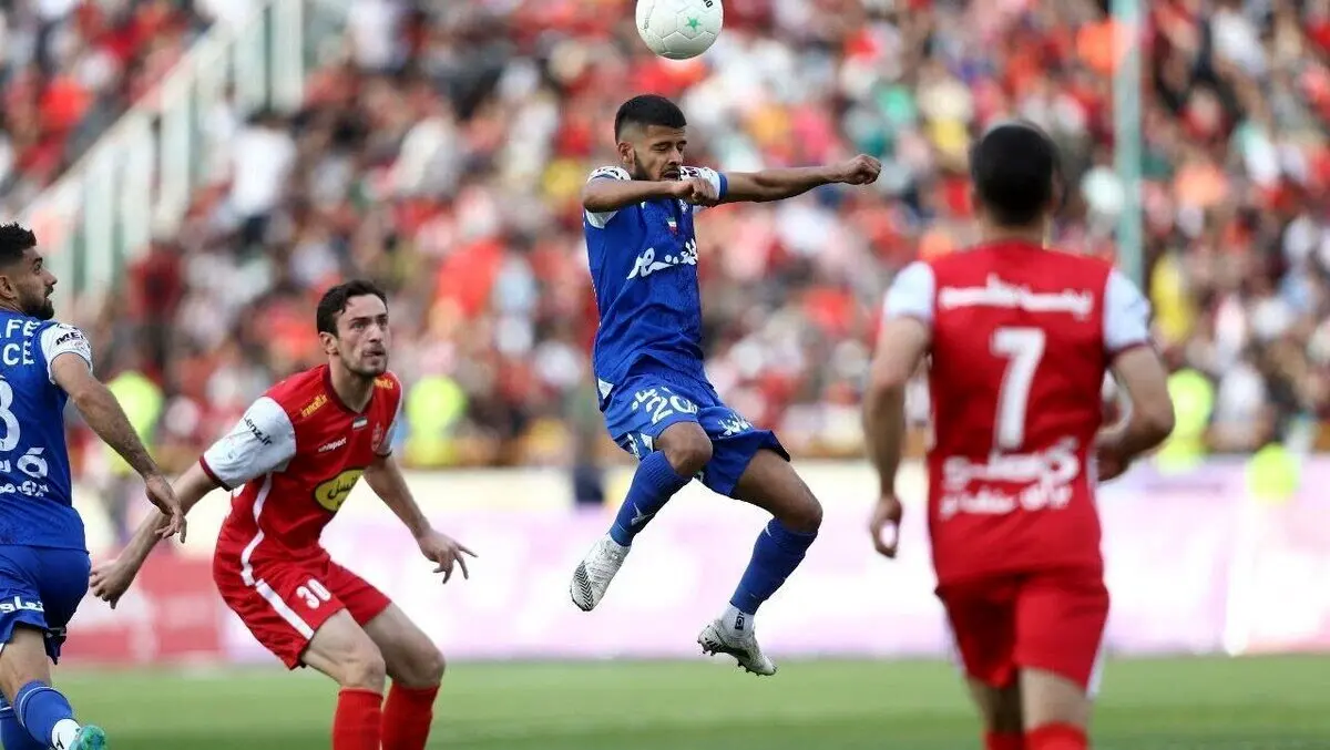 دو لژیونر به استقلال برمی گردند ؟ / سازمان لیگ اجازه نمی دهد !