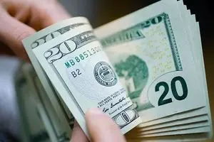 جدیدترین قیمت دلار، یورو، طلا و سکه امروز پنجشنبه ۱۲ تیر ۱۴۰۴ / قیمت دلار آزاد امروز چقدر شد؟ + جدول