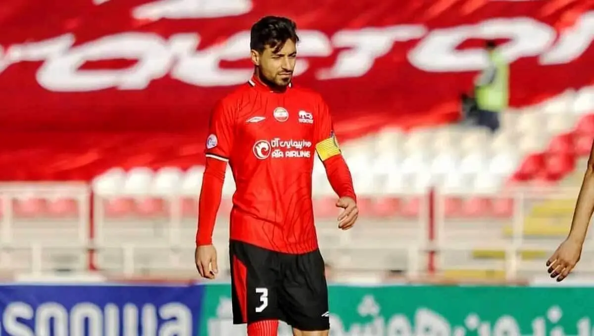 فیلم | درگیری لفظی شدید این فوتبالیست معروف با این فرد | شما کی‌روشی‌پور هستید!