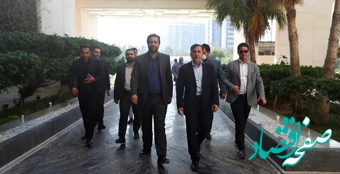 بازدید دکتر رحیم سرهنگی از پروژه‌ی هتل‌های جدید پرشین و پالاس