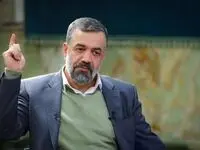 حاج محمود کریمی با اقتدار پشت قالیباف ایستاد