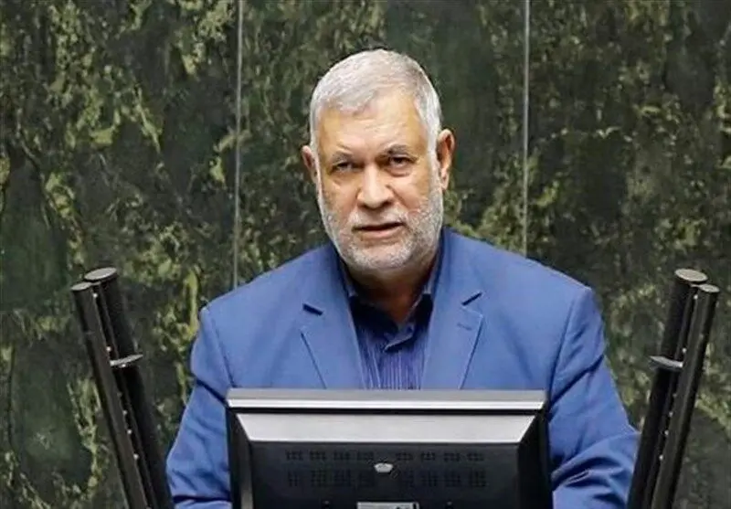 وزارت اقتصاد و بانک مرکزی در وام اشتغال بر عملکرد بانک ها نظارت کنند
