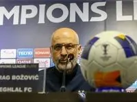 نشست خبری سرمربی استقلال قبل از دیدار برابر النصر