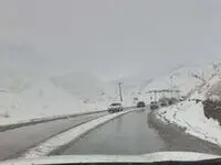فوری / هشدار جدی پلیس به رانندگان؛ احتمال ریزش سنگ و بهمن در این جاده