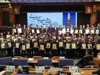 برای نخستین بار ۱۰ شرکت از گروه فولاد خوزستان جایزه تعالی سازمانی دریافت نمودند