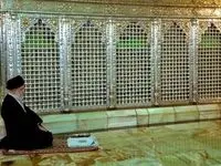 رهبر انقلاب در حرم حضرت معصومه (س) + عکس